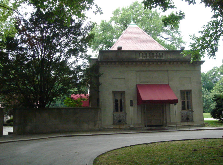 Curtis Arboretum, United States